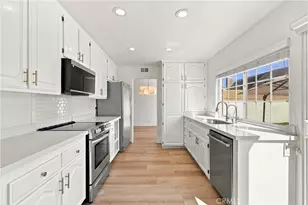 19552 Helena Cir, Huntington Beach, CA 92646 - Photo 20