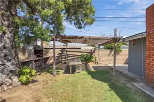 220 Tulane Rd, Costa Mesa, CA 92626 - Photo 20