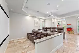 5081 E Copa De Oro Dr, Anaheim, CA 92807 - Photo 12