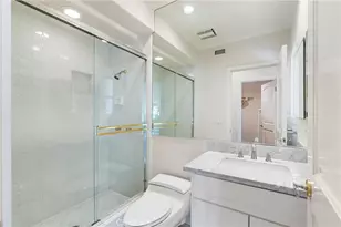 5081 E Copa De Oro Dr, Anaheim, CA 92807 - Photo 40
