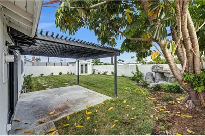 10321 Kamuela, Huntington Beach, CA 92646 - Photo 42
