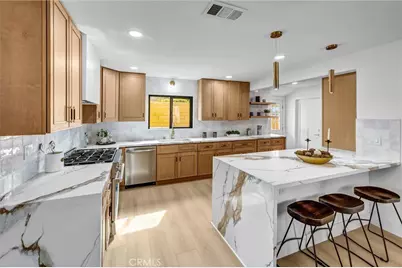 10321 Kamuela, Huntington Beach, CA 92646 - Photo 8