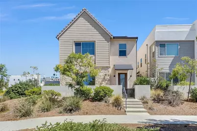 128 Character, Irvine, CA 92618 - Photo 2