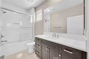 128 Character, Irvine, CA 92618 - Photo 34