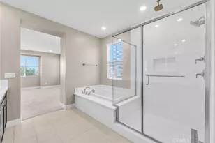 128 Character, Irvine, CA 92618 - Photo 30
