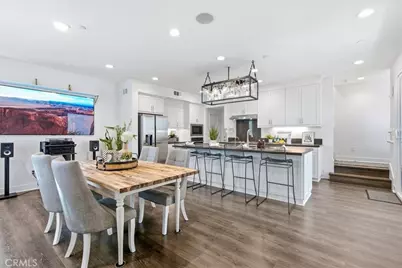 142 Allusion, Irvine, CA 92618 - Photo 2