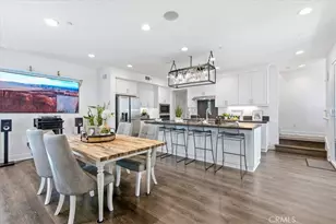142 Allusion, Irvine, CA 92618 - Photo 4