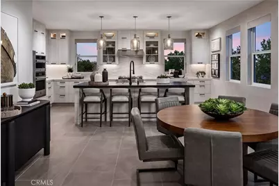 172 Palisades, Irvine, CA 92618 - Photo 2