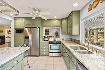 23631 Amalia, Mission Viejo, CA 92691 - Photo 18