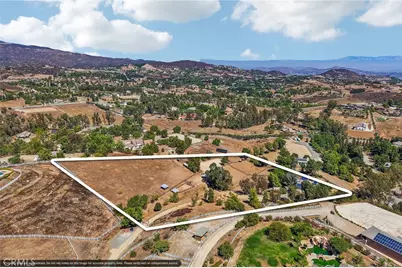 20450 Wendy, Murrieta, CA 92562 - Photo 6