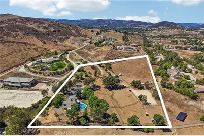 20450 Wendy, Murrieta, CA 92562 - Photo 8