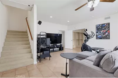 2542 E Madison Street, Carson, CA 90810 - Photo 14