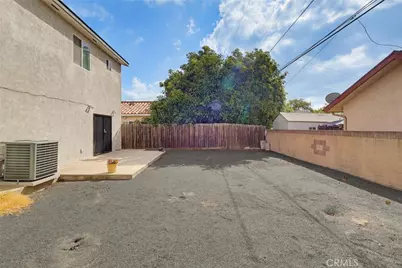 2542 E Madison Street, Carson, CA 90810 - Photo 32