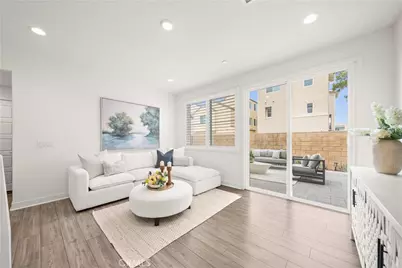 333 Baluster, Irvine, CA 92618 - Photo 4