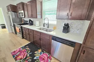 21851 Newland St, Huntington Beach, CA 92646 - Photo 6