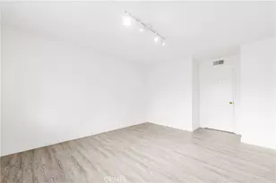 6600 Warner Ave, Huntington Beach, CA 92647 - Photo 32