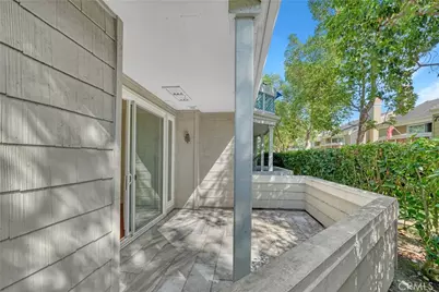 7532 Seaspring #104, Huntington Beach, CA 92648 - Photo 4
