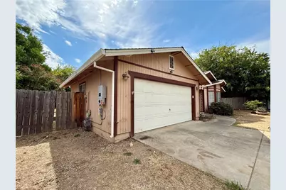 2545 Penelope Street, Redding, CA 96001 - Photo 2