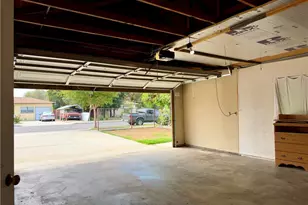 1885 Illinois Ave, Riverside, CA 92507 - Photo 18