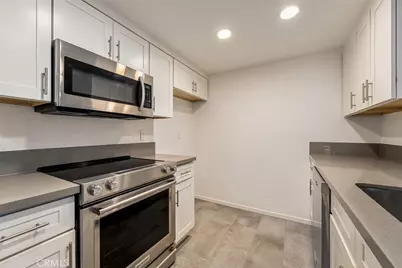 20702 El Toro, Lake Forest, CA 92630 - Photo 6
