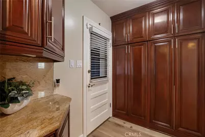 10066 Sideview Drive, Downey, CA 90240 - Photo 14