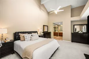 9 Pinewood, Irvine, CA 92604 - Photo 20