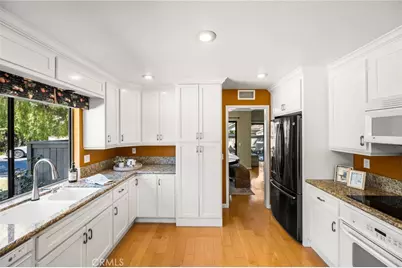 9 Pinewood, Irvine, CA 92604 - Photo 10