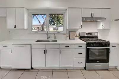 7321 Colombia Drive, Buena Park, CA 90620 - Photo 16