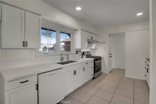 7321 Colombia Dr, Buena Park, CA 90620 - Photo 18
