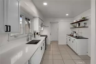 7321 Colombia Dr, Buena Park, CA 90620 - Photo 2
