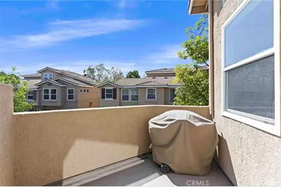 1127 S Positano, Anaheim, CA 92808 - Photo 20