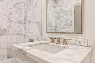 999 N Doheny, West Hollywood, CA 90069 - Photo 18