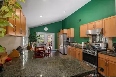 27075 Ayamonte, Mission Viejo, CA 92692 - Photo 10