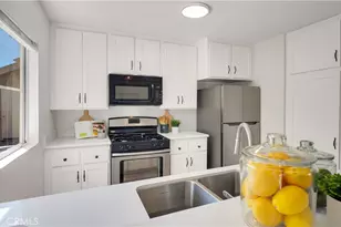 13 Hollowglen, Irvine, CA 92604 - Photo 14