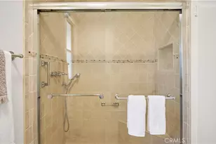 13 Hollowglen, Irvine, CA 92604 - Photo 10