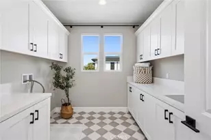 181 Keeper, Irvine, CA 92618 - Photo 56