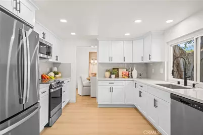 17215 Buttonwood St, Fountain Valley, CA 92708 - Photo 6