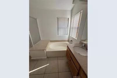 1087 Serena, San Jacinto, CA 92583 - Photo 2