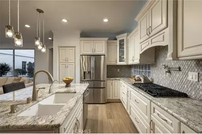 606 Goldenwest Street, Huntington Beach, CA 92648 - Photo 10