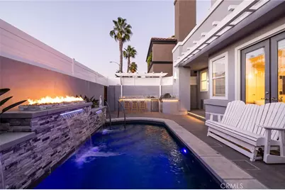 606 Goldenwest Street, Huntington Beach, CA 92648 - Photo 4
