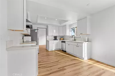 6972 Laurelhurst, Huntington Beach, CA 92647 - Photo 10