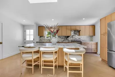 268 E Bay, Costa Mesa, CA 92627 - Photo 8