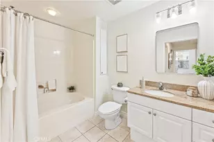 2105 Watermarke, Irvine, CA 92612 - Photo 18