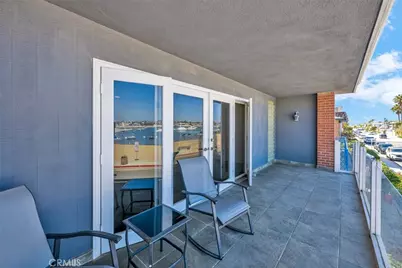 915 W Bay Avenue, Newport Beach, CA 92661 - Photo 40