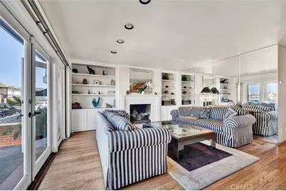 915 W Bay Avenue, Newport Beach, CA 92661 - Photo 8