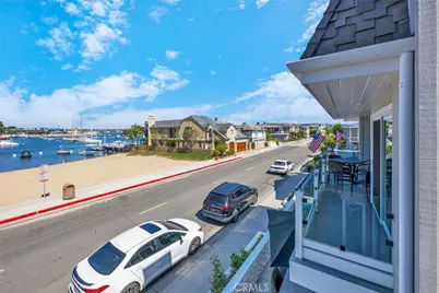 915 W Bay Avenue, Newport Beach, CA 92661 - Photo 42