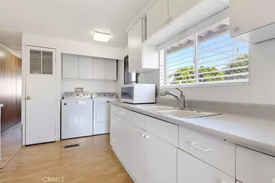 2060 Newport Boulevard #21, Costa Mesa, CA 92627 - Photo 14
