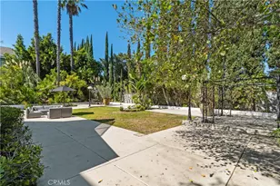 25901 Nellie Gail, Laguna Hills, CA 92653 - Photo 30