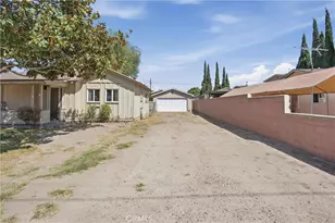 2425 W Occidental St, Santa Ana, CA 92704 - Photo 2