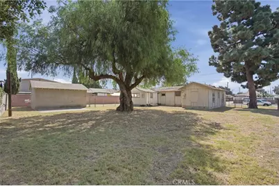2425 W Occidental Street, Santa Ana, CA 92704 - Photo 8